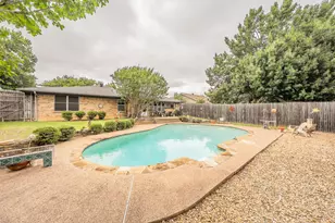 500 Emerson Dr, Euless, TX 76039 - Photo 27