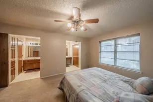 500 Emerson Dr, Euless, TX 76039 - Photo 19