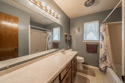 500 Emerson Drive, Euless, TX 76039 - Photo 17