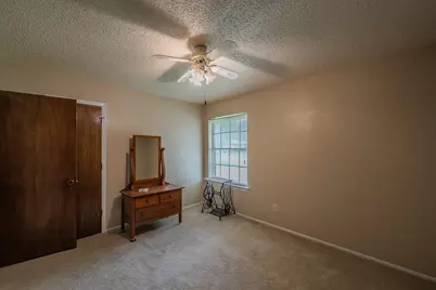 500 Emerson Drive, Euless, TX 76039 - Photo 13