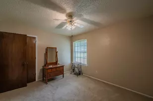 500 Emerson Dr, Euless, TX 76039 - Photo 13