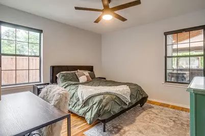 3412 E Renfro Street, Burleson, TX 76028 - Photo 35