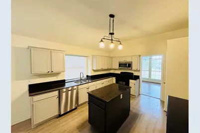 716 Elm Falls Place, Mesquite, TX 75181 - Photo 5