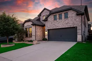 113 Camelia St, Garland, TX 75043 - Photo 3