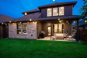113 Camelia St, Garland, TX 75043 - Photo 29