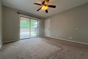 1409 Hillcrest St, Ennis, TX 75119 - Photo 25