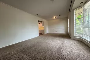 1409 Hillcrest St, Ennis, TX 75119 - Photo 5
