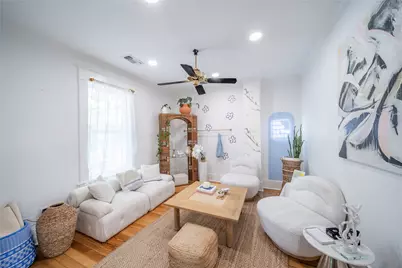 729 N Bishop Avenue, Dallas, TX 75208 - Photo 15