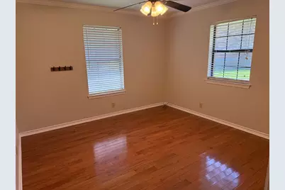 314 Trollinger Street, Whitesboro, TX 76273 - Photo 9
