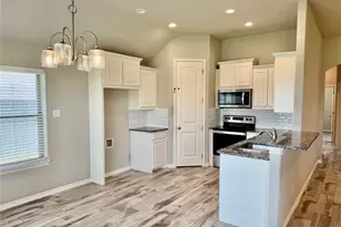 3325 Arrow Creek Dr, Granbury, TX 76049 - Photo 7