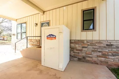 1529 Casino Road, Nocona, TX 76255 - Photo 9