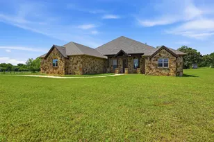 5225 County Road 304 Rd, Grandview, TX 76050 - Photo 1