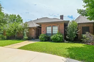 209 Plantation Dr, Coppell, TX 75019 - Photo 3