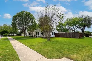 9919 Dresden, Dallas, TX 75220 - Photo 3