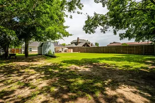 7304 Carol Dr, Greenville, TX 75402 - Photo 35