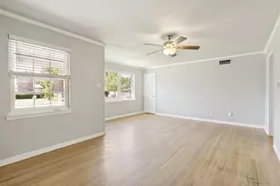 10932 Dunaway Dr, Dallas, TX 75228 - Photo 19
