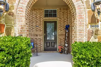 2409 Ranchview Drive, Little Elm, TX 75068 - Photo 3