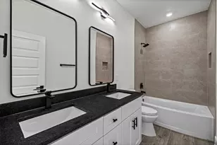 5620 Van Horn Dr, Granbury, TX 76048 - Photo 31