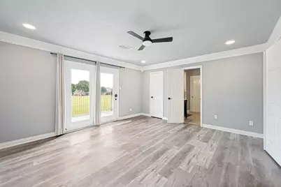 818 Riviera Drive, Mansfield, TX 76063 - Photo 17