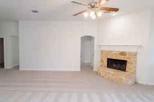 1605 Nighthawk Dr, Little Elm, TX 75068 - Photo 3