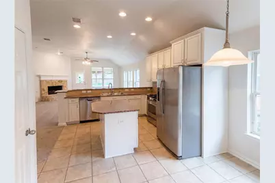 1605 Nighthawk Drive, Little Elm, TX 75068 - Photo 5