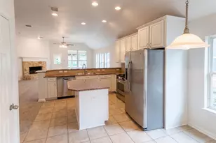 1605 Nighthawk Dr, Little Elm, TX 75068 - Photo 5