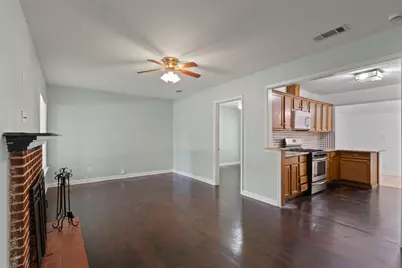 1310 Michigan Avenue, Dallas, TX 75216 - Photo 5