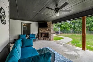 1024 Knoxmiller Ct, Weatherford, TX 76088 - Photo 29