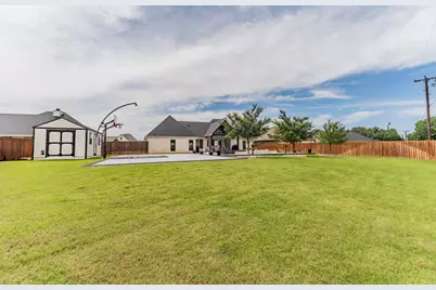 404 Stone Briar Drive N, Sulphur Springs, TX 75482 - Photo 35