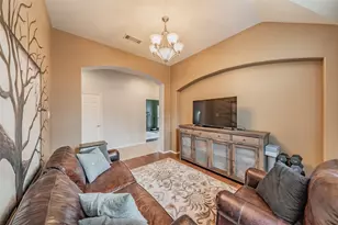 245 Cedar Crest Dr, Justin, TX 76247 - Photo 5