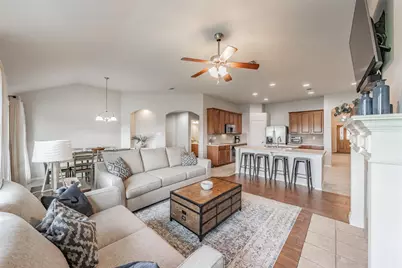 245 Cedar Crest Drive, Justin, TX 76247 - Photo 17