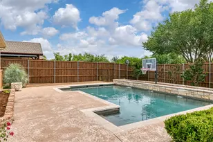 4200 Mesa Dr, Carrollton, TX 75010 - Photo 33
