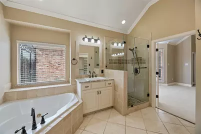 4200 Mesa Drive, Carrollton, TX 75010 - Photo 17