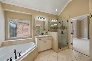 4200 Mesa Dr, Carrollton, TX 75010 - Photo 17