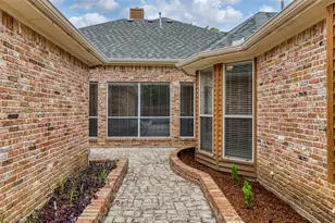 4200 Mesa Dr, Carrollton, TX 75010 - Photo 31