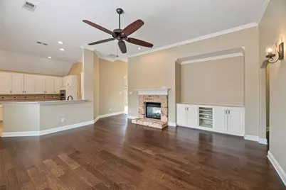 4200 Mesa Drive, Carrollton, TX 75010 - Photo 9