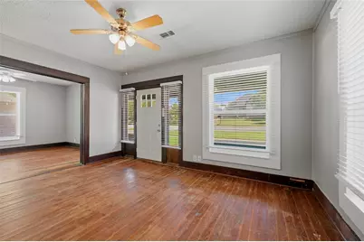 529 E Woodard Street, Denison, TX 75021 - Photo 7