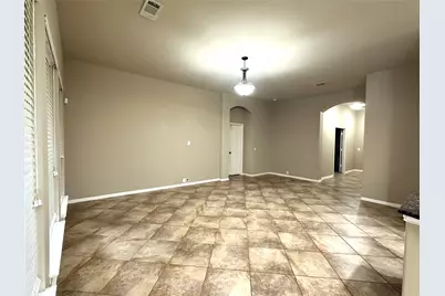 7255 Rueda, Grand Prairie, TX 75054 - Photo 5