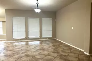 7255 Rueda, Grand Prairie, TX 75054 - Photo 3