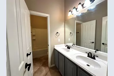 7255 Rueda, Grand Prairie, TX 75054 - Photo 15