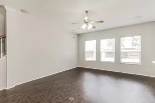 631 Magnolia Ln, Glenn Heights, TX 75154 - Photo 3