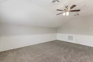 631 Magnolia Ln, Glenn Heights, TX 75154 - Photo 7