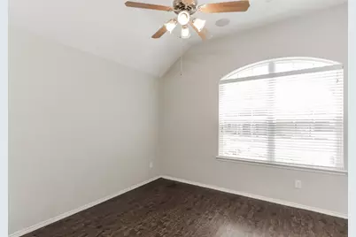 631 Magnolia Lane, Glenn Heights, TX 75154 - Photo 9