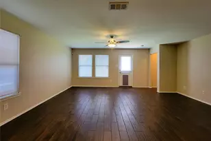 1433 Kramer Ct, Burleson, TX 76028 - Photo 13