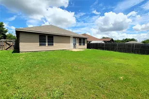 1433 Kramer Ct, Burleson, TX 76028 - Photo 31