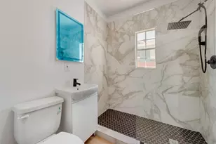 506 N Lancaster Ave, Dallas, TX 75203 - Photo 11