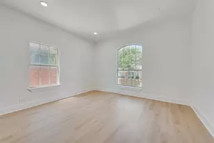 506 N Lancaster Ave, Dallas, TX 75203 - Photo 17