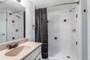 5901 Circular Dr, North Richland Hills, TX 76117 - Photo 21