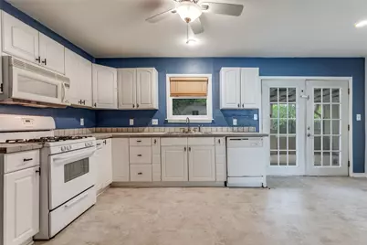5901 Circular Drive, North Richland Hills, TX 76117 - Photo 9