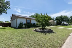 5728 Pearce St, The Colony, TX 75056 - Photo 3